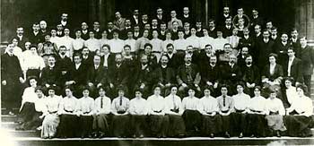 Staff and students of University College Nottingham 1907