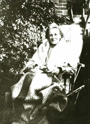 Lydia Lawrence as an old woman