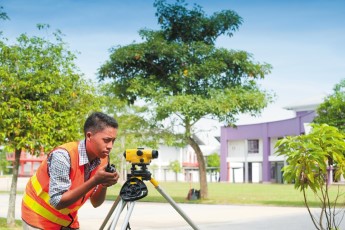 undergraduate student surveying