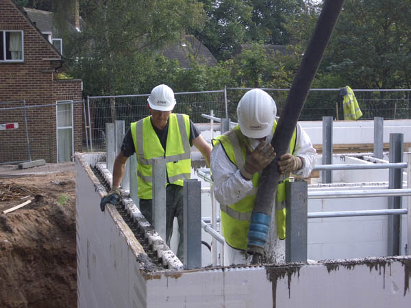 Directing the concrete into the Logix Blocks