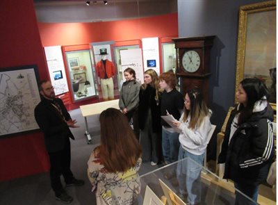 1. Museum Tour & Talk-Richard Knox