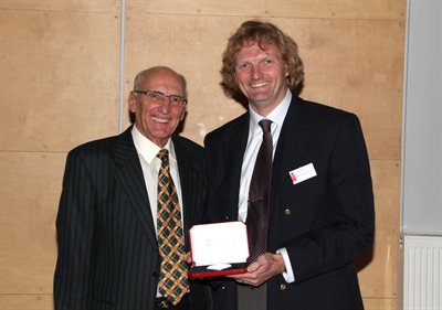 Professor Steve Howdle receives Macro Group UK Medal - The University ...