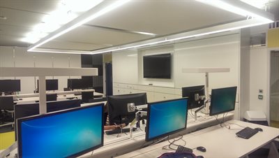 Picture of the refurbished B52 Lab