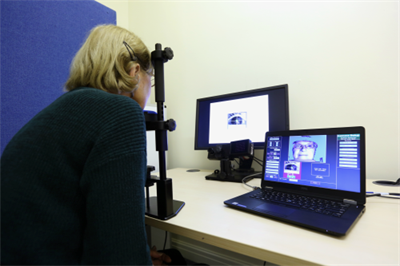 Eye-tracking equipment with a female participant