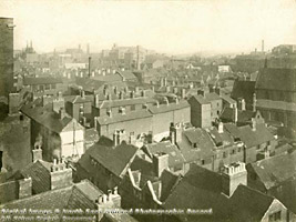 Aeriel view of dense working-class housing in the Narrow Marsh area of Nottingham in 1919.