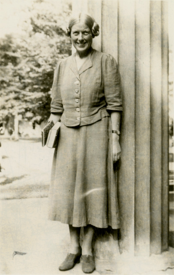 Photograph of Muriel Lester