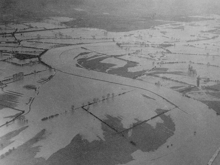 Aerial view of flooding in fields around Burton Joyce, Nottinghamshire, 1936 © University of Nottingham Manuscripts and Special Collections