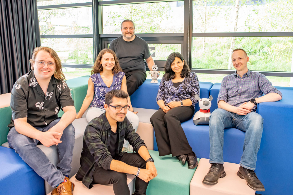 Group picture of The Robot Lab staff